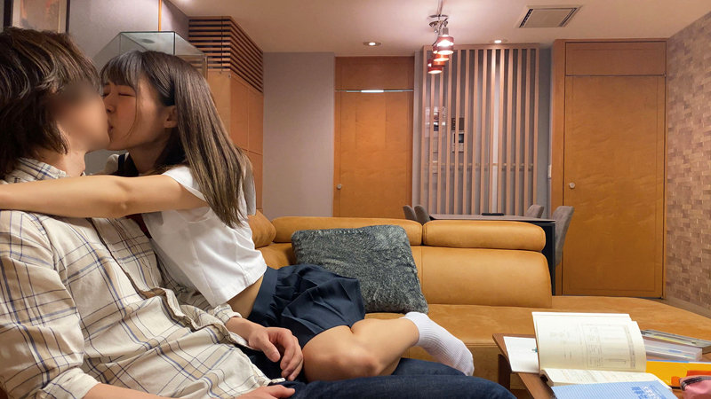 【東條なつ】家庭教師を誘惑する小悪魔制服JKを孕ませ中出し