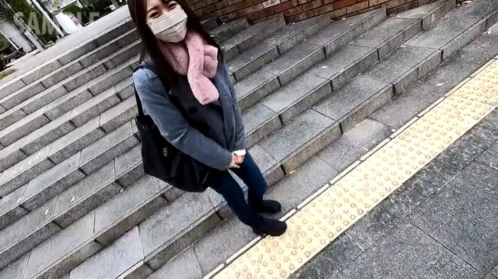 【東條なつ】美女がオヤジ2人組と温泉旅行│危険日に中出し懇願