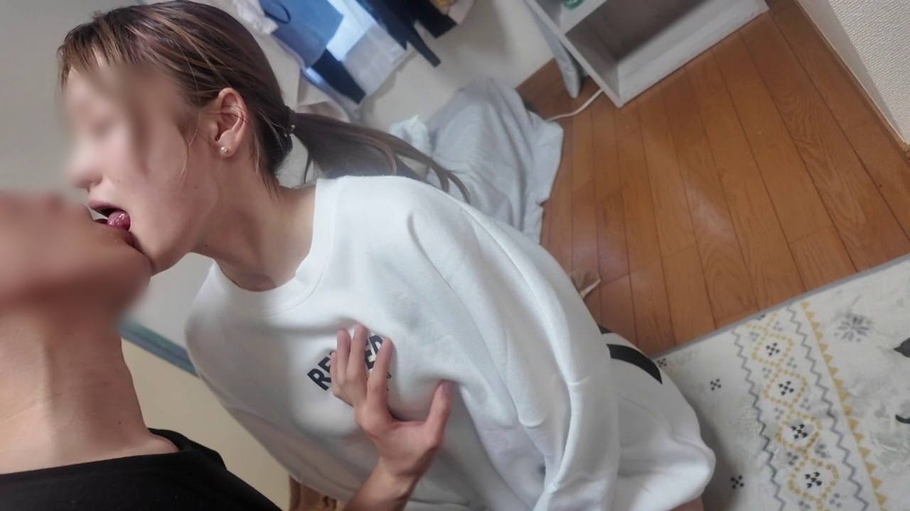 引き締まった美尻の若妻│旦那の借金のカタに孕まされて妊娠確定